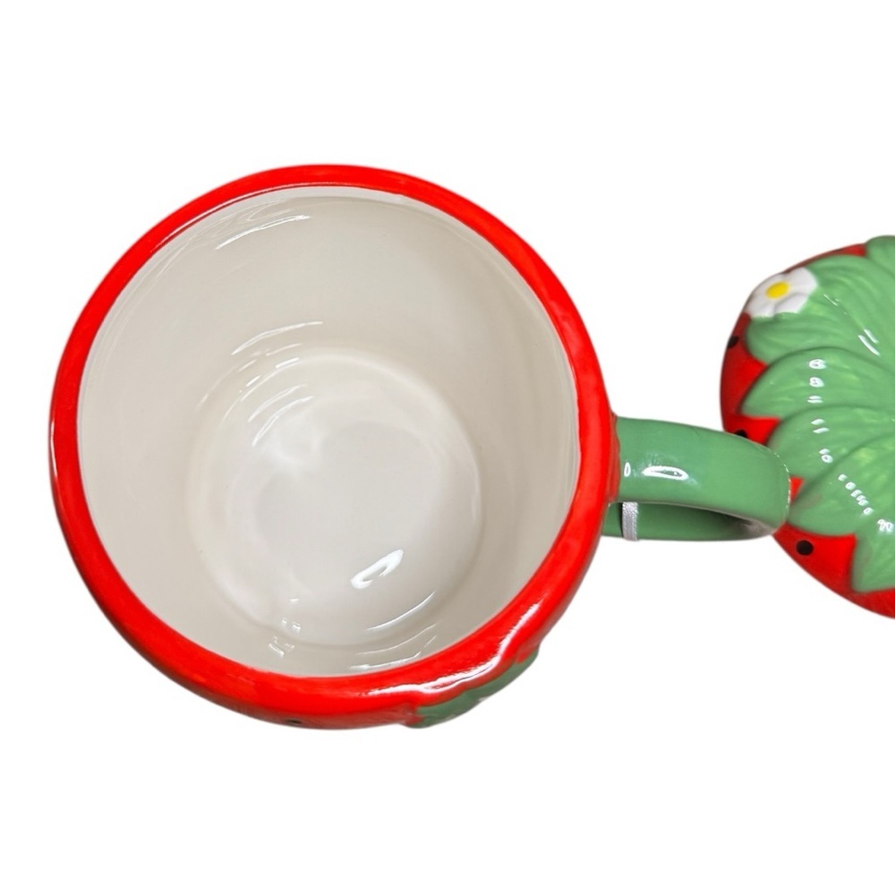 LANG Strawberry Shaped Mug with Lid Hand Painted Strawberries 24 oz - Picture 3 of 4